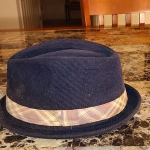 This black Pork Pie Unisex Hat, by KB ETHOS in a Size M/L.